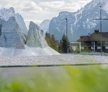 Wisthaler com 20 10 Kreisverkehr Toblach HW7 5337